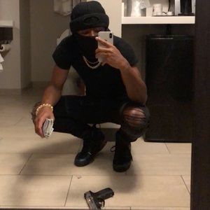 Meet your Posher, Cameron